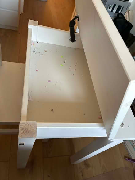 Photo of free Child's desk and chair (Loughton IG10) #1