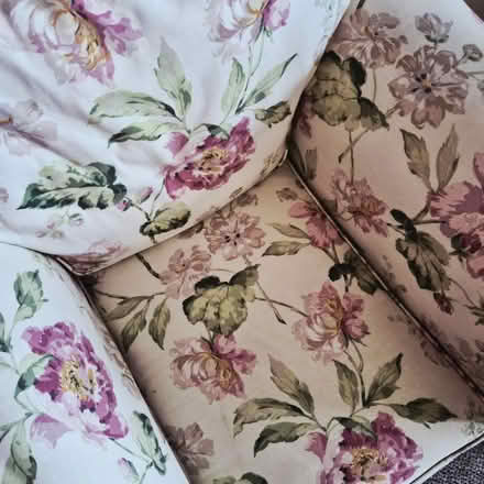 Photo of free Lovely arm chair (Rose Green PO21) #3