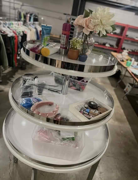 Photo of free Retail shelving and clothing racks (Se Portland) #4