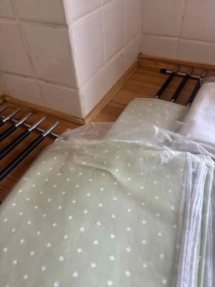 Photo of free 3 tablecloths with napkins + rings (CT154BG) #3