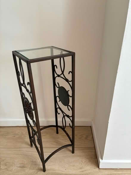 Photo of free Small lamp/side table (Dunstable, Bedfordshire) #1