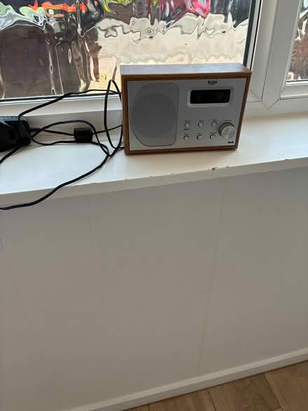 Photo of free DAB radio (Dunstable, Bedfordshire) #1