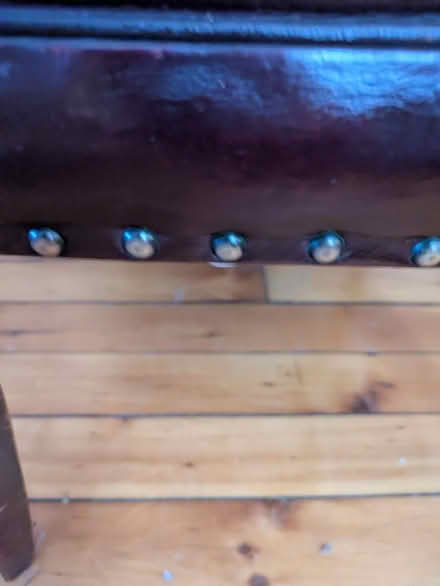 Photo of free Vintage leather chair (Cabbagetown) #2