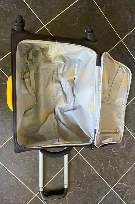 Photo of free Cabin-suitable Luggage (Catton NR6) #3