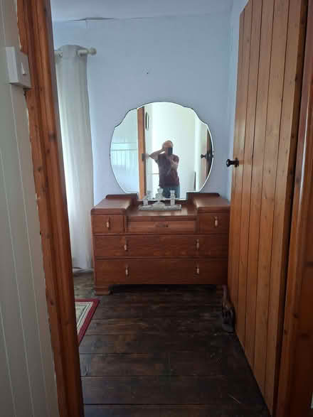Photo of free Dressing table (Llanbrynmair SY19) #2