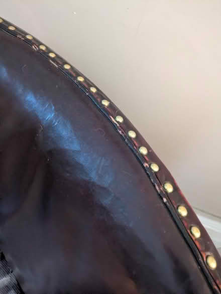Photo of free Vintage leather chair (Cabbagetown) #3
