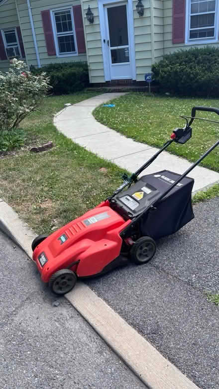 Photo of free CURB ALERT: electric mower (Tarrytown) #1