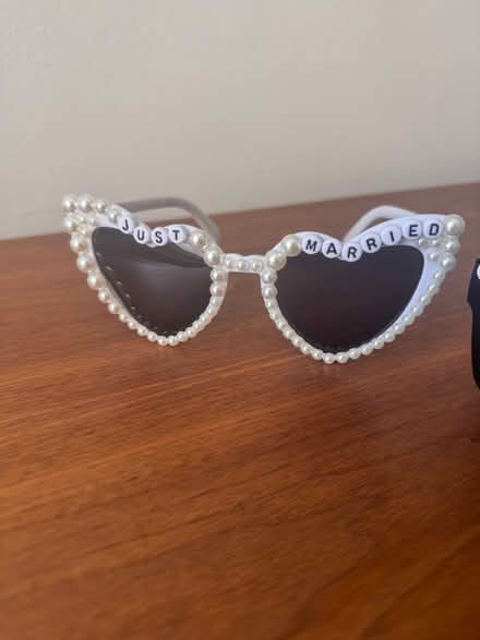 Photo of free Bride & Groom glasses (SE4) #1
