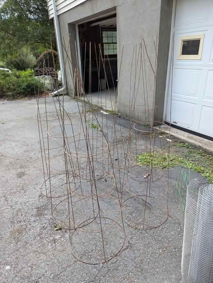 Photo of free Potting Bench & Garden Items (New Paltz) #3
