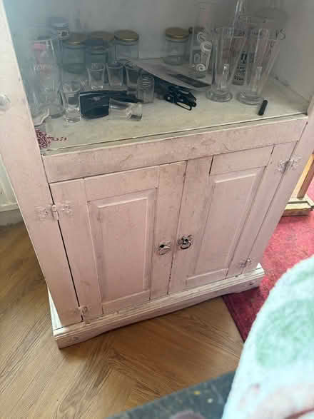 Photo of free White painted unit (High wycombe HP13) #2