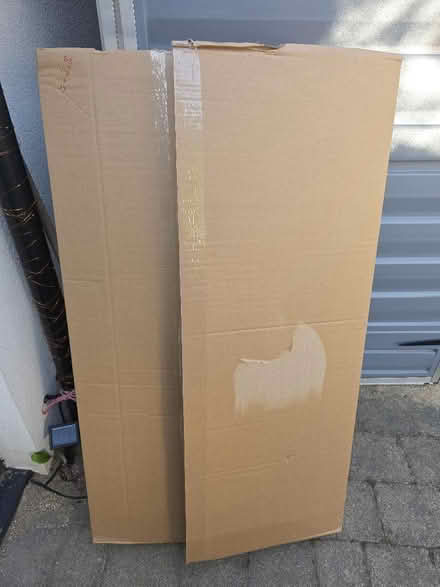 Photo of free Extra large cardboard box (Lower Walkley S6) #1