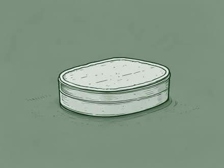 Photo of Metal biscuit tin or similar (Woodside TF7) #1