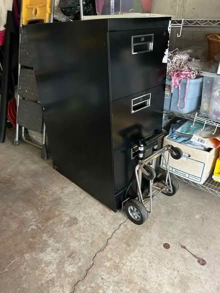 Photo of free 3 drawer metal file cabinet (Wilmette) #2