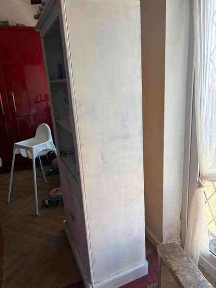 Photo of free White painted unit (High wycombe HP13) #3
