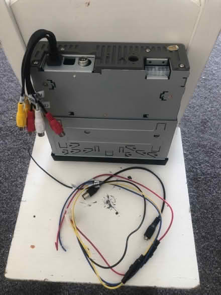 Photo of free LCD Monitor (Herne Hill SE24) #2