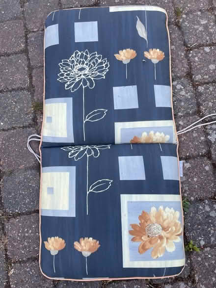 Photo of free Garden seat cover (Crabtree Lane) #2