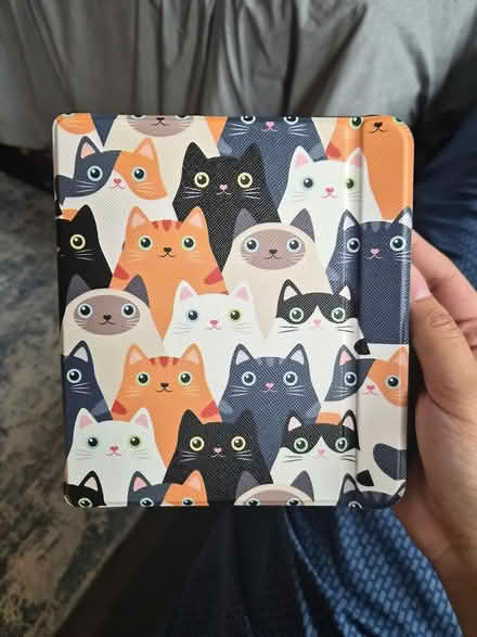 Photo of free ereader kobo libra color case (woodhaven) #1