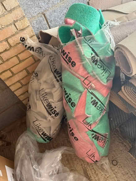 Photo of free New grey carpet trimmings, old pink carpet and old underlay (Colchester CO4) #3
