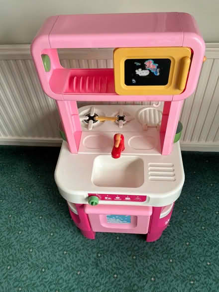 Photo of free toy kitchen (Sidley TN40) #1