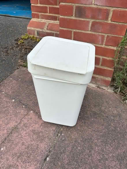 Photo of free 2 bins (Eastbourne BN20) #1