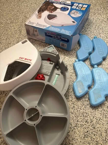 Photo of free Cat Mate C500 - Spares or Repairs (Littlemore OX4) #1