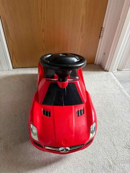 Photo of free Toodler sit on car (Fox Hill RH16) #2