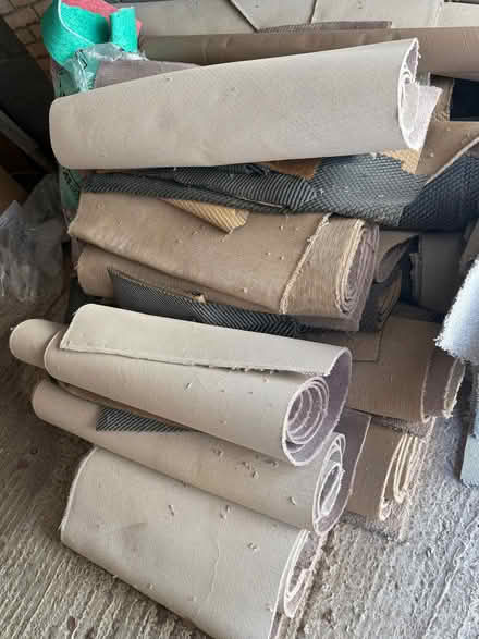 Photo of free New grey carpet trimmings, old pink carpet and old underlay (Colchester CO4) #2