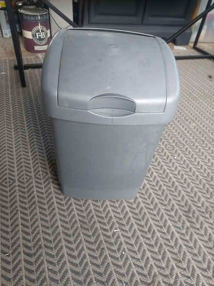 Photo of free 15L swing bin (SW16) #1