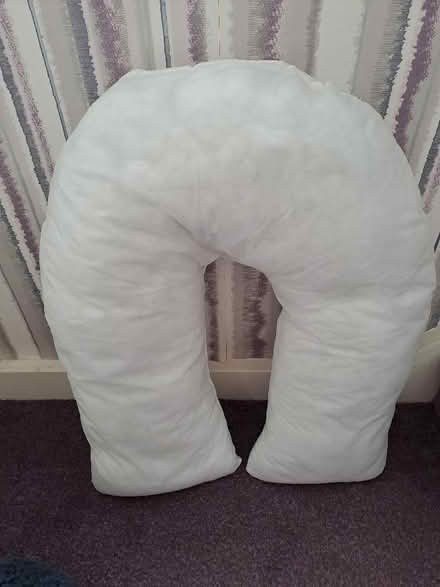 Photo of free V Pillow (Harefield SO19) #1
