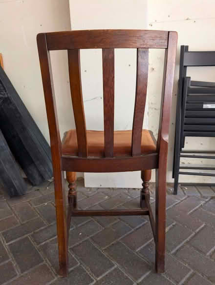 Photo of free Solid Oak Dining Chair (Bedford Centre MK40) #2