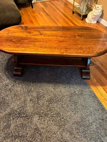 Photo of free Coffee table (Saugerties) #1