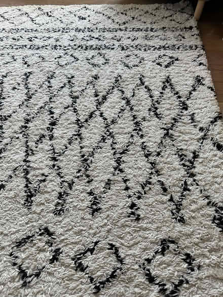 Photo of free Large rug (Chorlton M21) #1