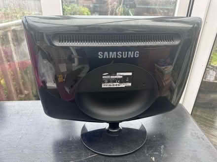 Photo of free Samsung Syncmaster 2032BW 20" Monitor (Marlow SL7) #3