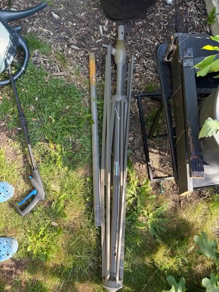 Photo of free Parasol without material (Roffey RH12) #1