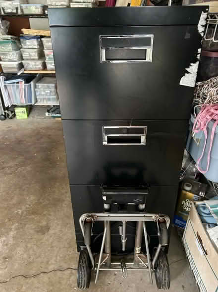 Photo of free 3 drawer metal file cabinet (Wilmette) #1
