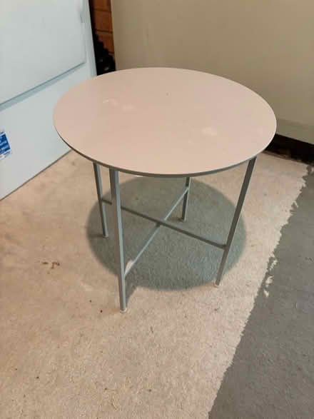 Photo of free Side table (Ravenshead NG15) #1