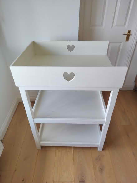Photo of free Changing table (N4 close to Clissold Park) #2