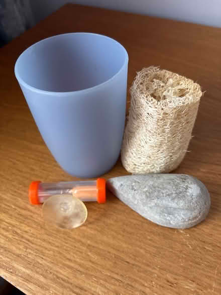 Photo of free Small bathroom items (Hala LA1) #1