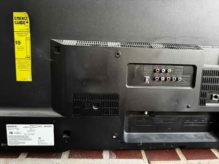 Photo of free Sony Bravia flatscreen (Redwood City) #2