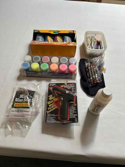 Photo of free Assorted Art Supplies (Just east of De Anza College) #3