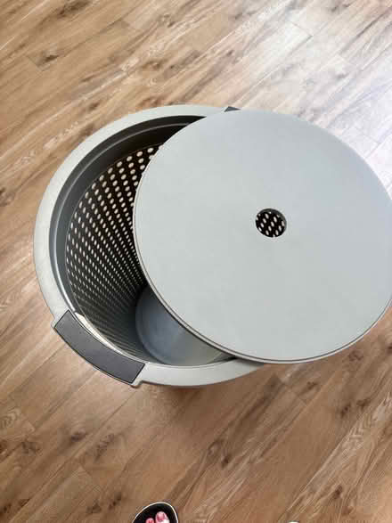 Photo of free IKEA laundry bin (Shirley CR0) #2
