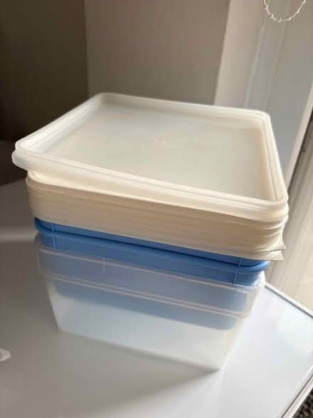 Photo of free 3 square plastic boxes (Hala LA1) #1