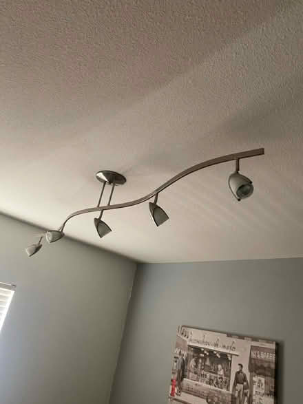 Photo of free Light fixture (East Petaluma) #4