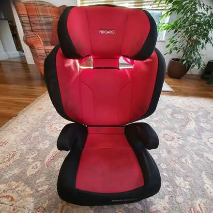 Photo of free Childrens Recaro car seat (Bedford MK41) #1