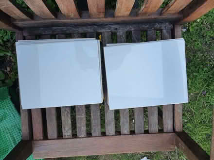 Photo of free White Wall Tiles x 18 (Booker HP12) #1