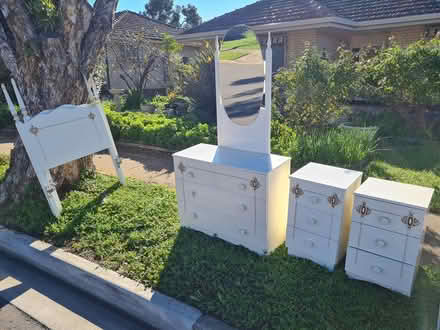 Photo of free Bedroom units (Swan Avenue KLEMZIG, S. A.) #2