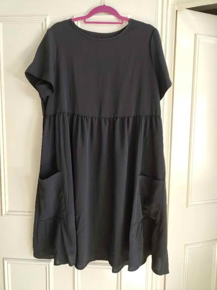 Photo of free Black dress (Wandsworth Common SW12) #1