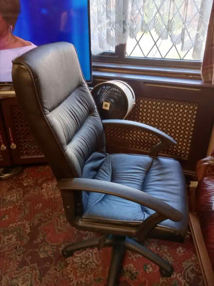 Photo of free Leather Computer/Desk Chair (Collyhurst M8) #2