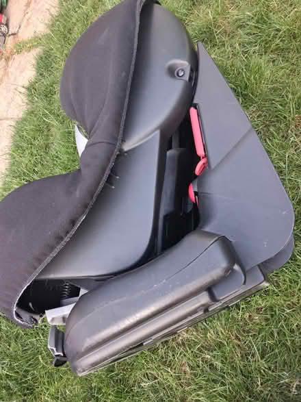 Photo of free Toddler Car seat (Carpenders Park, WD19) #3