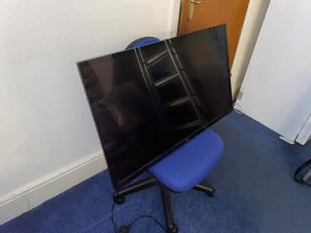 Photo of free TV (M13 0EL) #1